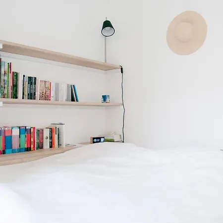 Beautiful Bright Apt On The Edge Of The Seine Apartment *
