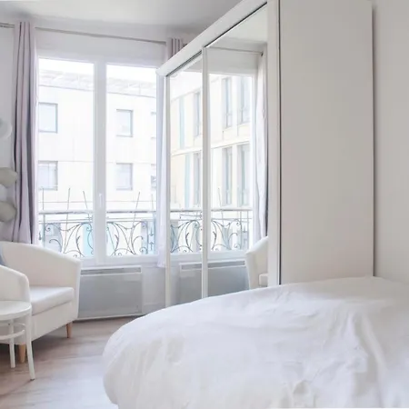Beautiful Bright Apt On The Edge Of The Seine Appartamento Parigi